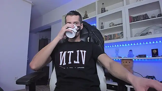 ToddClaytonn online show from 12-03-24, 07:33