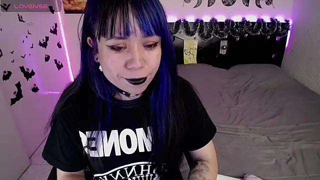 Snapshot of _dhalia1_ chatting on 12-23-24, 11:39 dhalia1 online show from 12-23-24, 11:39