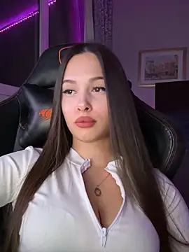 EricaWalls online show from 11-02-25, 05:15