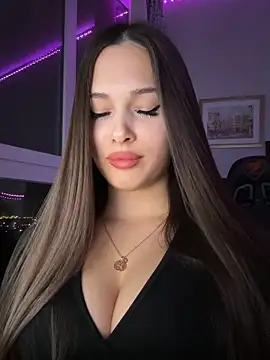 EricaWalls online show from 12-02-25, 06:14