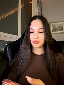 EricaWalls online show from 01-12-26, 05:40