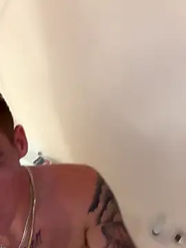 PeytonJohnn online show from 09-28-25, 08:03