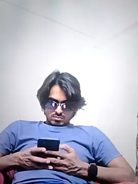 Snapshot of Abinash7732 chatting on 12-19-25, 05:42 Abinash7732 online show from 12-19-25, 05:42