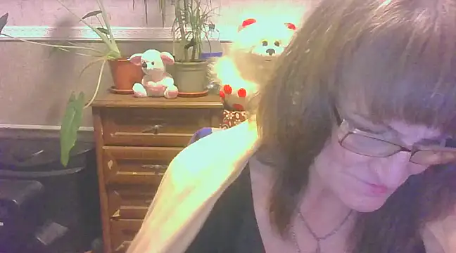 Snapshot of Manulyonok51 chatting on 12-17-24, 08:32 Manulyonok51 online show from 12-17-24, 08:32