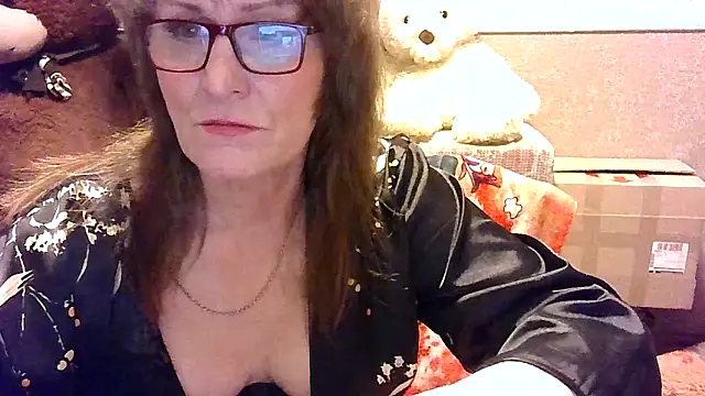 Snapshot of Manulyonok51 chatting on 10-28-25, 06:10 Manulyonok51 online show from 10-28-25, 06:10