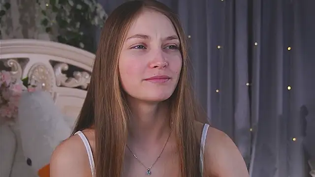 MonaEldon online show from 03-08-26, 03:10