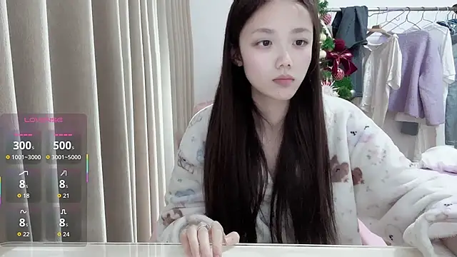 Snapshot of Puff-521 chatting on 04-30-26, 02:01 Puff-521 online show from 04-30-26, 02:01