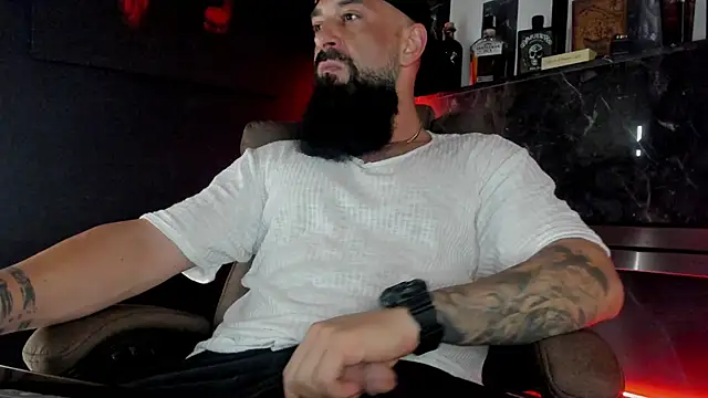 Snapshot of axxelrich_ chatting on 09-29-25, 04:45 axxelrich online show from 09-29-25, 04:45