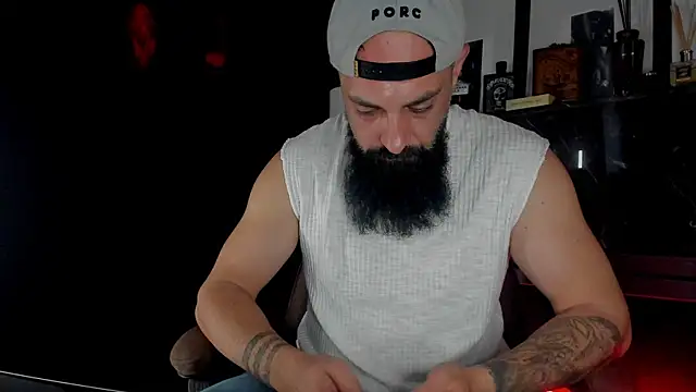 Snapshot of axxelrich_ chatting on 10-11-25, 05:28 axxelrich online show from 10-11-25, 05:28