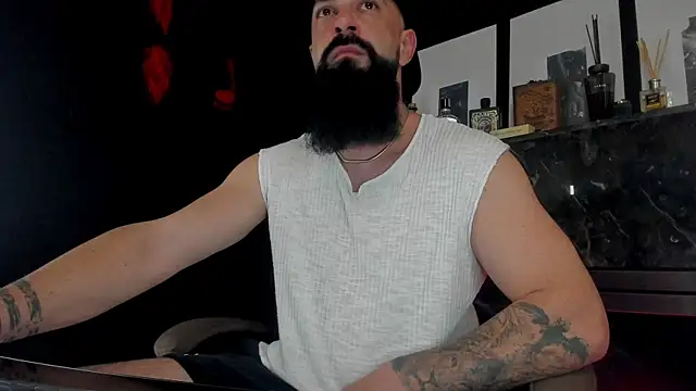 Snapshot of axxelrich_ chatting on 10-15-25, 09:37 axxelrich online show from 10-15-25, 09:37