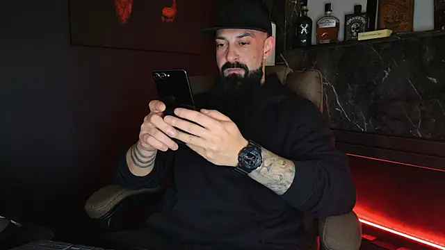 axxelrich  online show from 11-25-25, 04:12