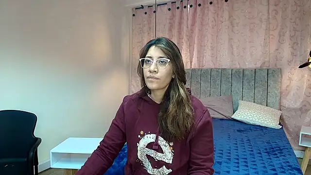 VioletaScott  online show from 12-11-24, 12:44