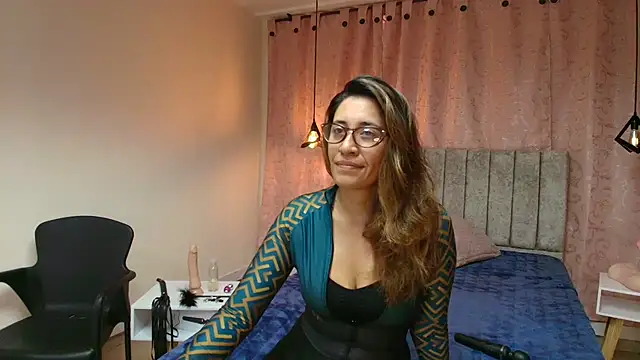 VioletaScott  online show from 02-06-25, 12:48