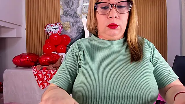 Danna topless online show from 03-21-25, 12:06