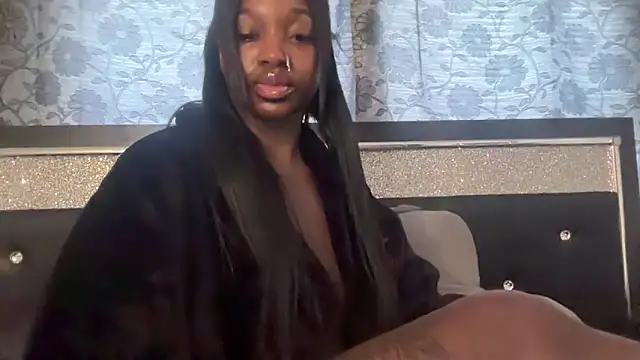 Snapshot of londonsfantasy chatting on 03-16-26, 04:22 londonsfantasy online show from 03-16-26, 04:22