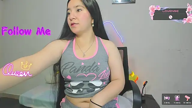 Snapshot of litle_mily_ chatting on 07-24-26, 10:08 litle mily online show from 07-24-26, 10:08