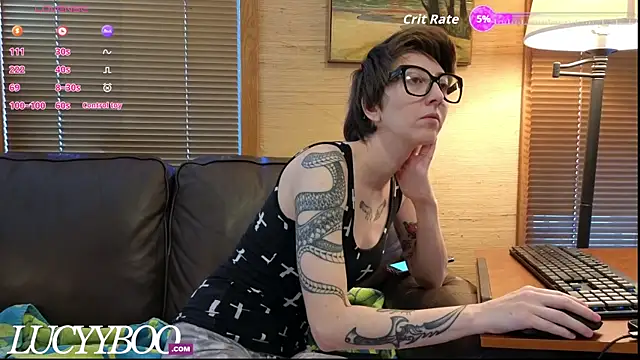 lovelylucyy online show from 12-02-25, 06:36