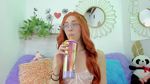 Snapshot of Ariadna_Evangeline chatting on 09-22-25, 05:20 Ariadna Evangeline online show from 09-22-25, 05:20