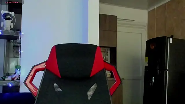 Charlotte greys online show from 12-26-24, 09:47