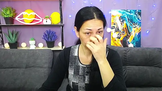 LiluGrants online show from 01-24-25, 01:24