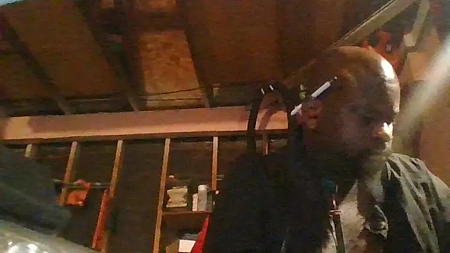 Snapshot of HBYAM chatting on 10-22-25, 09:53 HBYAM online show from 10-22-25, 09:53