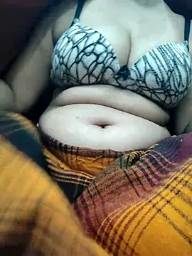 Snapshot of Shana-12 chatting on 12-31-24, 07:18 Shana-12 online show from 12-31-24, 07:18