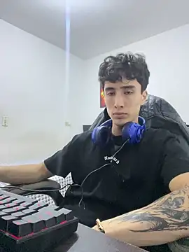 gojo satoru 18 online show from 02-02-26, 09:02