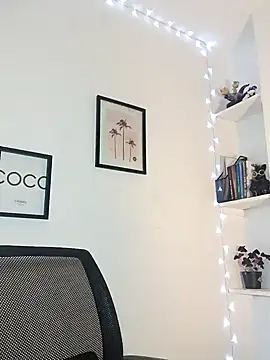 helena smith online show from 02-10-25, 05:03