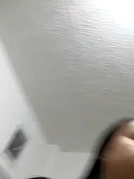 helena smith online show from 02-14-25, 04:04