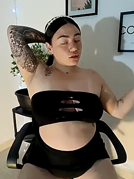 helena smith online show from 03-05-25, 06:54