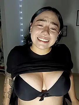 helena smith online show from 03-06-25, 03:24