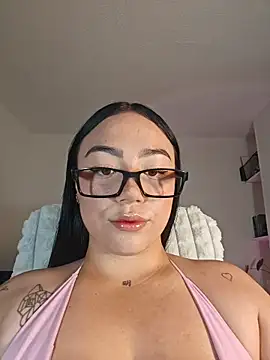 helena smith online show from 02-18-26, 03:24