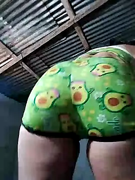 Snapshot of Horny-Mommy-Dirty chatting on 02-13-25, 01:59 Horny-Mommy-Dirty online show from 02-13-25, 01:59