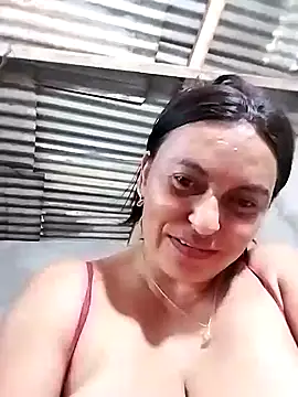 Snapshot of Horny-Mommy-Dirty chatting on 02-14-25, 07:33 Horny-Mommy-Dirty online show from 02-14-25, 07:33