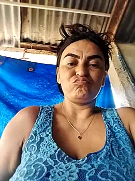 Snapshot of Horny-Mommy-Dirty chatting on 02-21-25, 01:44 Horny-Mommy-Dirty online show from 02-21-25, 01:44