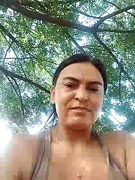 Snapshot of Horny-Mommy-Dirty chatting on 02-25-25, 02:00 Horny-Mommy-Dirty online show from 02-25-25, 02:00