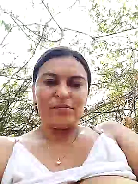 Snapshot of Horny-Mommy-Dirty chatting on 03-02-25, 07:45 Horny-Mommy-Dirty online show from 03-02-25, 07:45
