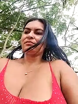 Snapshot of Horny-Mommy-Dirty chatting on 03-06-25, 07:54 Horny-Mommy-Dirty online show from 03-06-25, 07:54