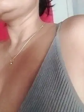Snapshot of Horny-Mommy-Dirty chatting on 03-12-25, 09:13 Horny-Mommy-Dirty online show from 03-12-25, 09:13