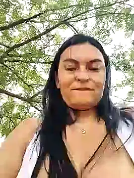 Snapshot of Horny-Mommy-Dirty chatting on 03-14-25, 05:02 Horny-Mommy-Dirty online show from 03-14-25, 05:02