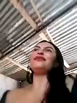Snapshot of Horny-Mommy-Dirty chatting on 03-20-25, 04:09 Horny-Mommy-Dirty online show from 03-20-25, 04:09