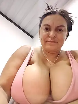 Horny-Mommy-Dirty online show from 06-17-26, 02:47