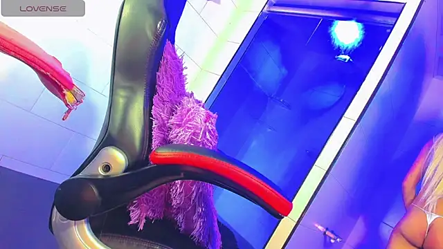 samantha official  online show from 01-11-25, 11:56