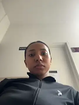 GabrielaLugo online show from 06-18-26, 06:12