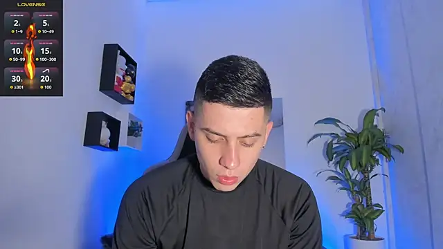 Yeiko Romero  online show from 09-11-25, 05:24