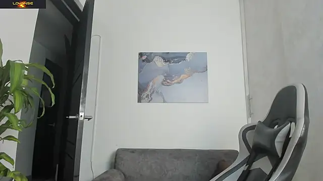 Yeiko Romero  online show from 09-26-25, 08:51