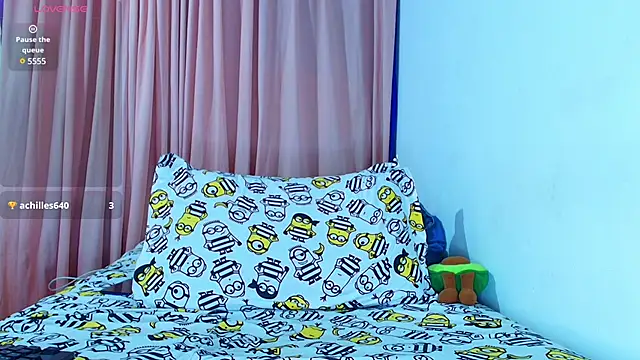 Snapshot of Thomass00 chatting on 01-13-25, 02:50 Thomass00 online show from 01-13-25, 02:50