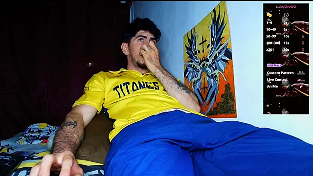 Snapshot of Thomass00 chatting on 11-28-25, 02:25 Thomass00 online show from 11-28-25, 02:25