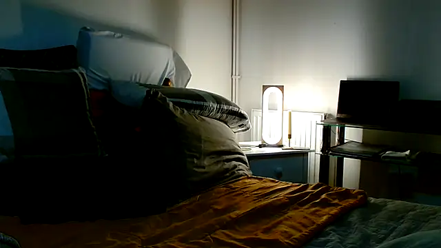 ImYourXtoy online show from 03-10-26, 07:41