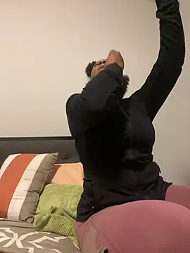 wynterheat online show from 01-31-25, 08:43